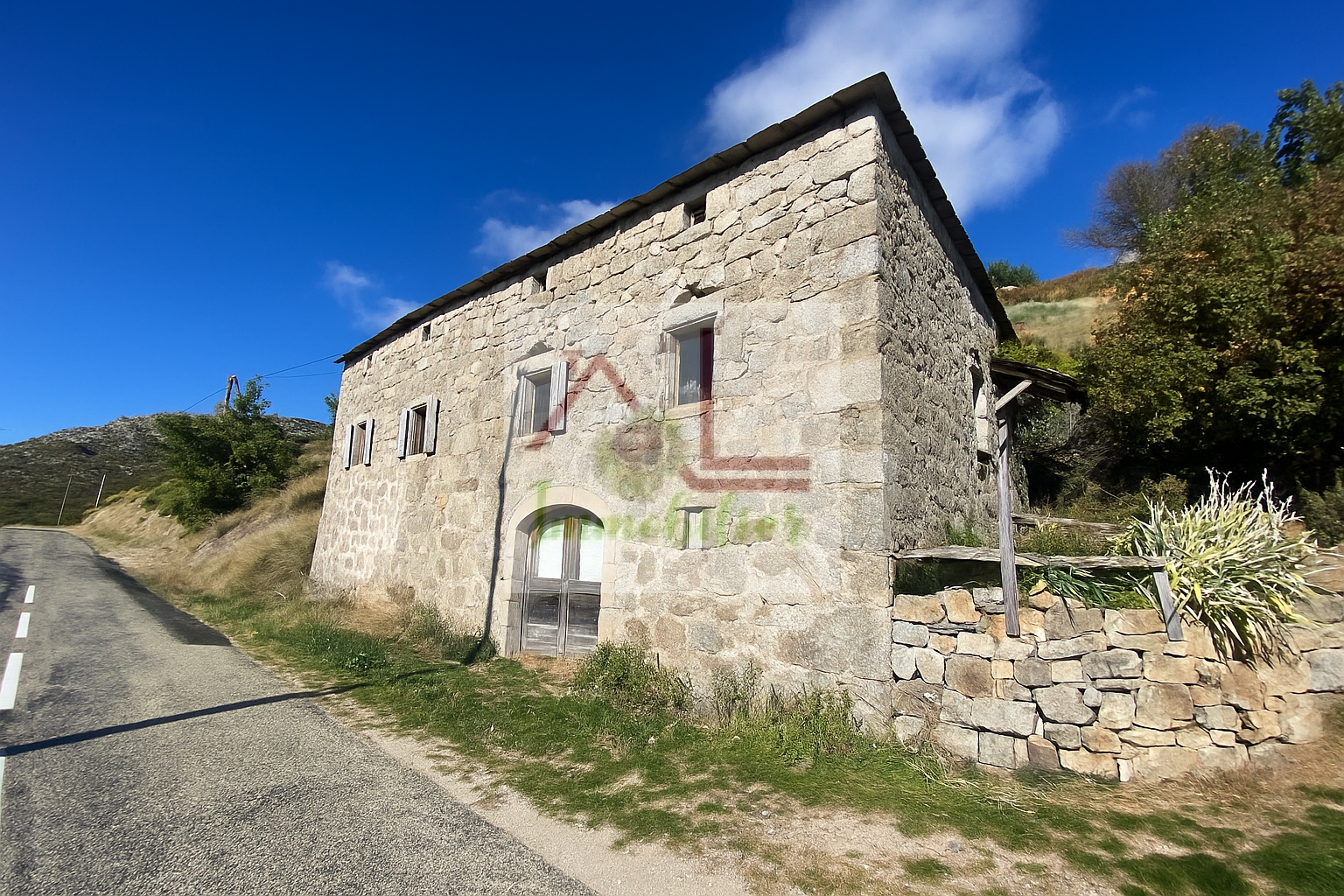 Maison en pierre